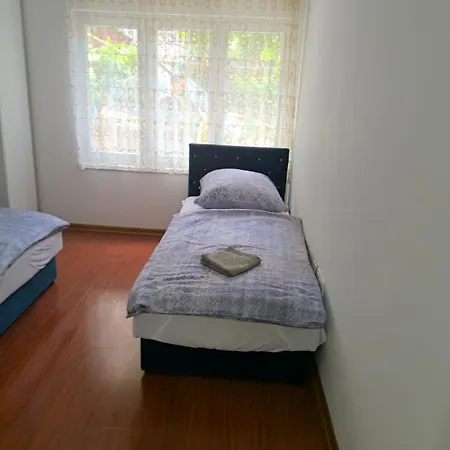 Apartman Amina *